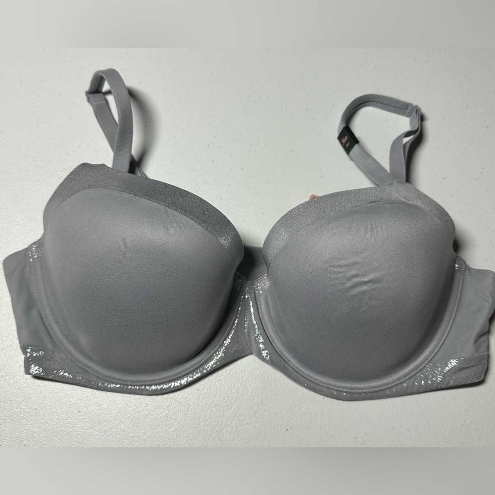 VS Bra